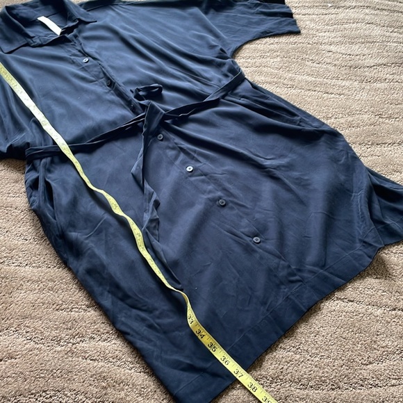 Lululemon perfectly poised cupro blend oversized shirt dress - Picture 9 of 12